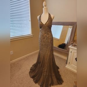 Beautiful Adrianna Papell open back dress gown for wedding prom taupe grey 10